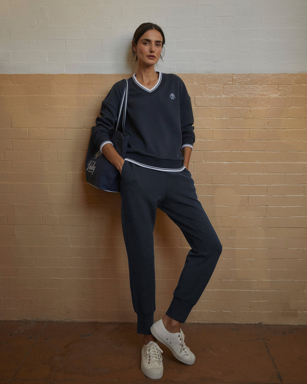 Iona V Neck Sweat - Navy