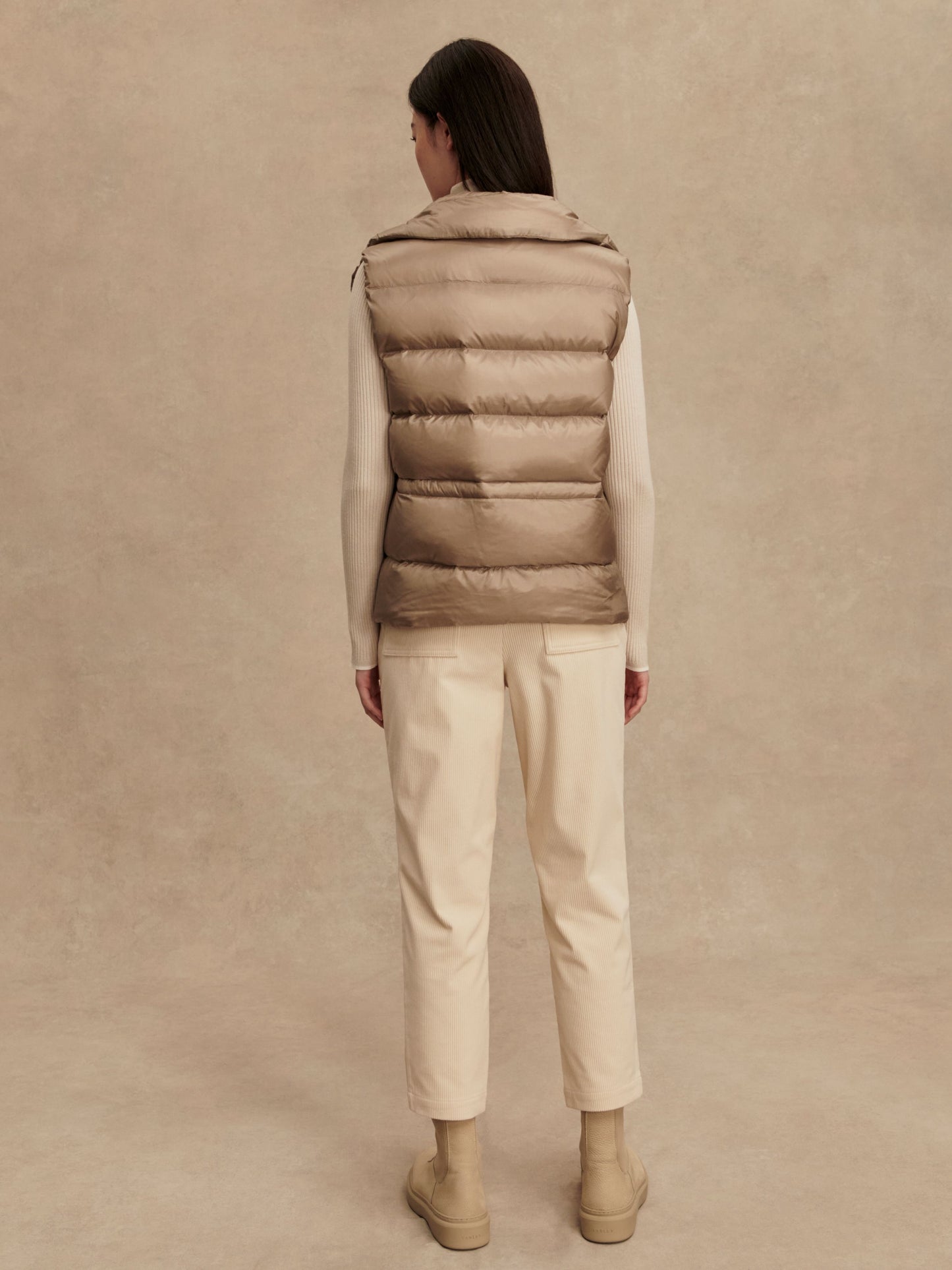 Bextor Lightweight Down Taupe - Simply Taupe