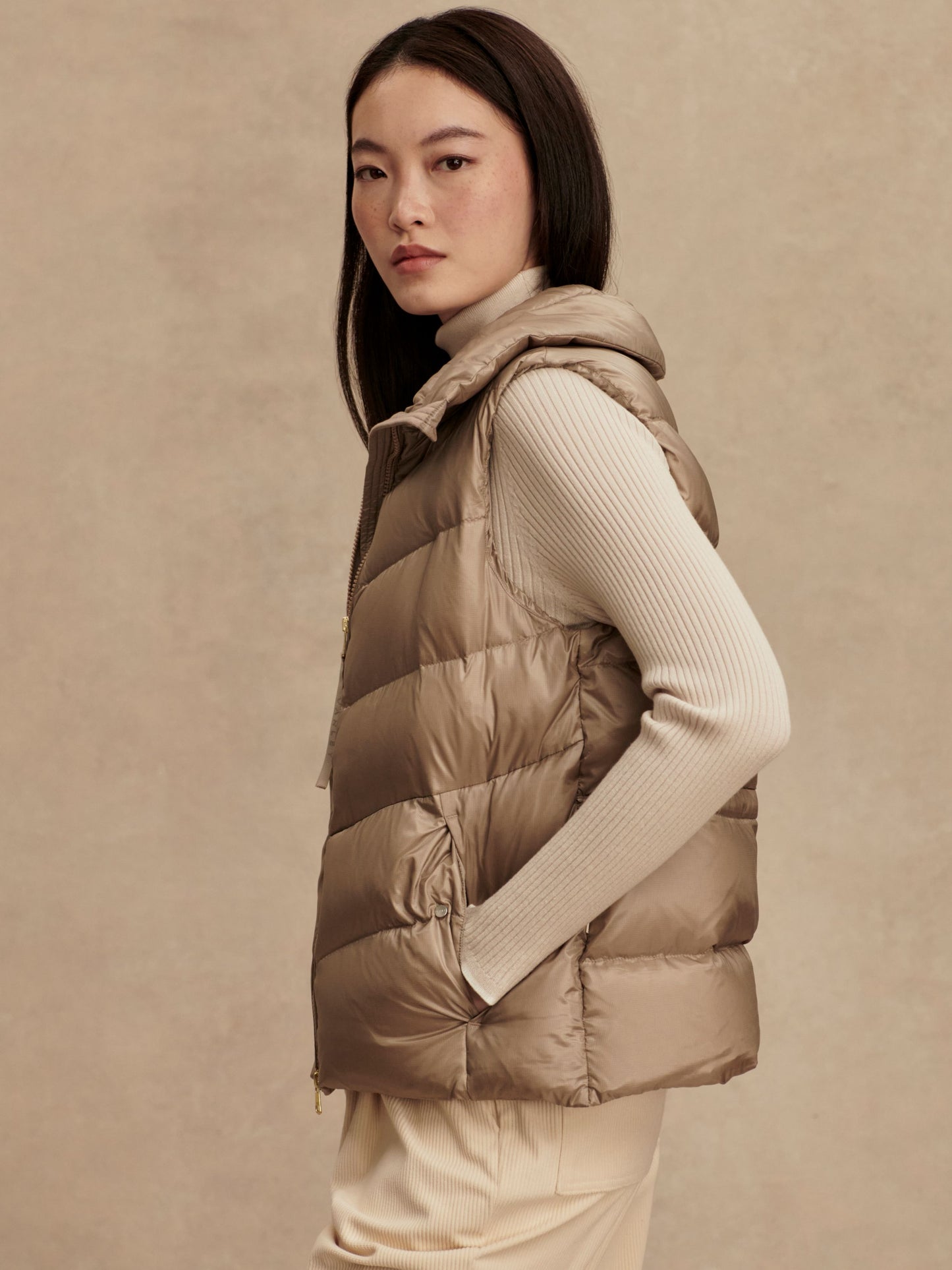 Bextor Lightweight Down Taupe - Simply Taupe