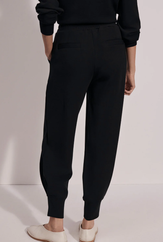 The Relaxed Pant 25 - Black