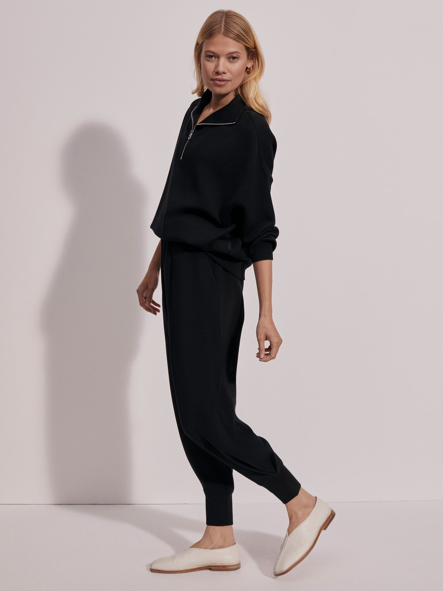 Hawley Half Zip Sweat - Black