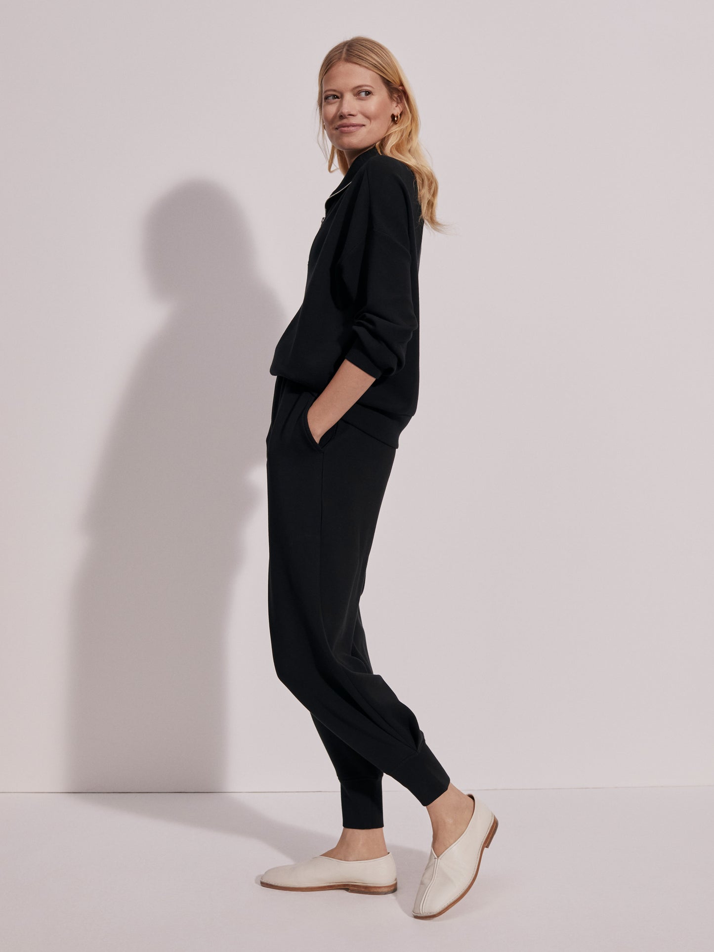 Hawley Half Zip Sweat - Black