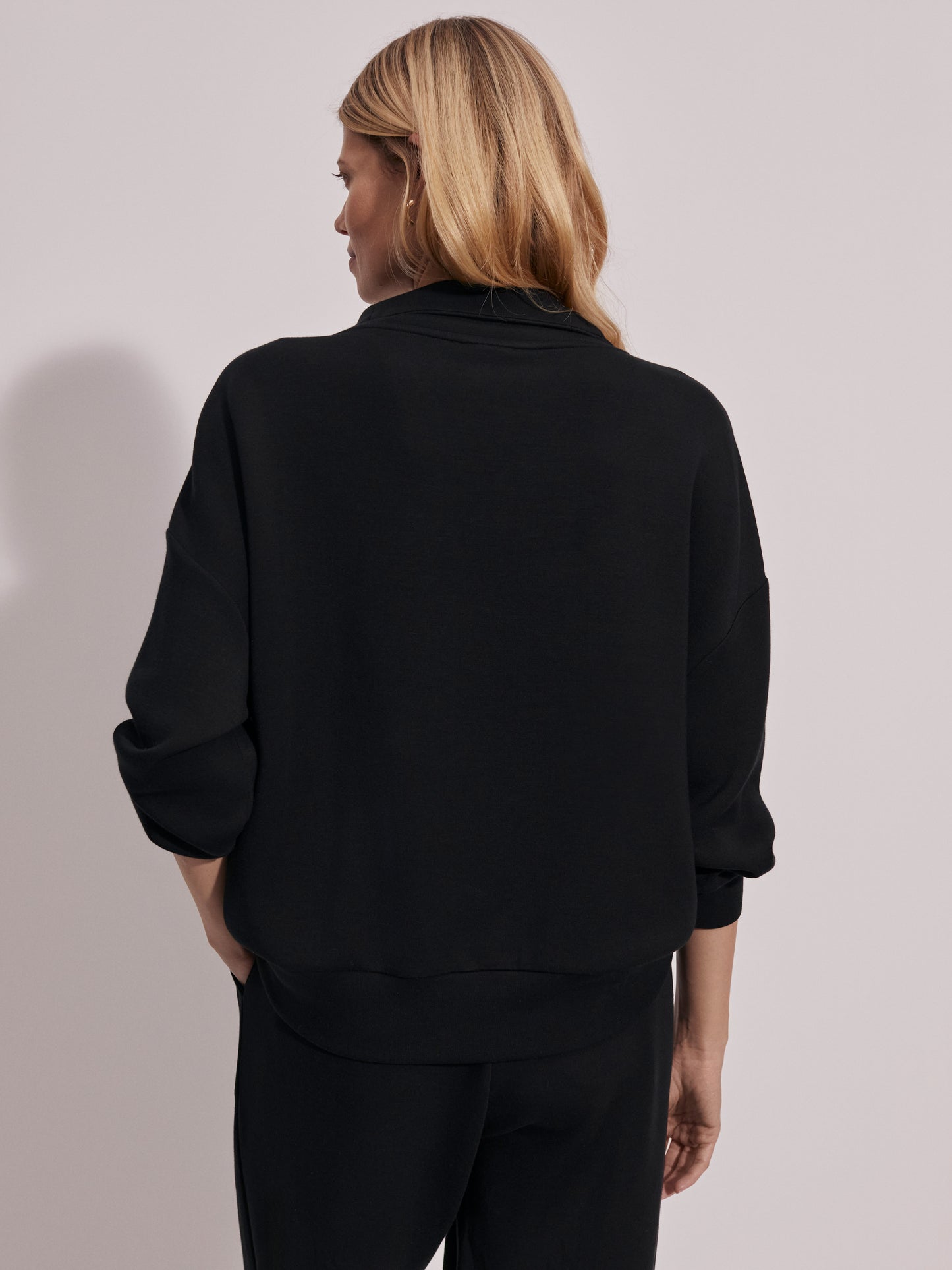 Hawley Half Zip Sweat - Black