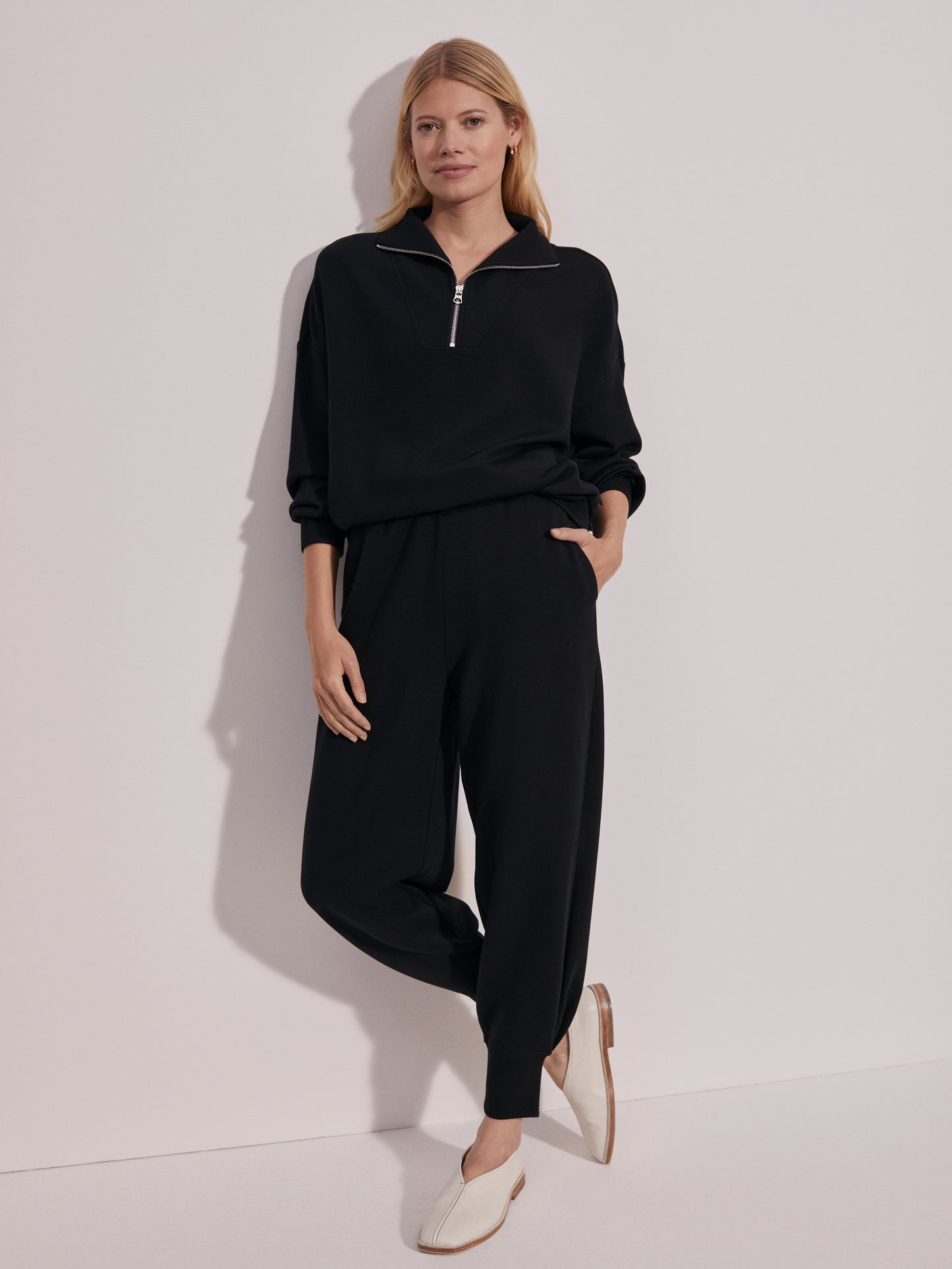 Hawley Half Zip Sweat - Black