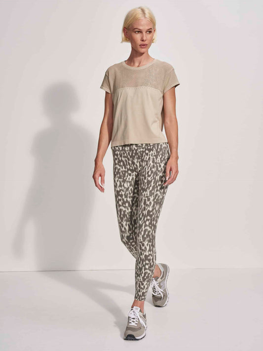 Var01779 Calloway Boxy Tee Pure Cashmere V2 010