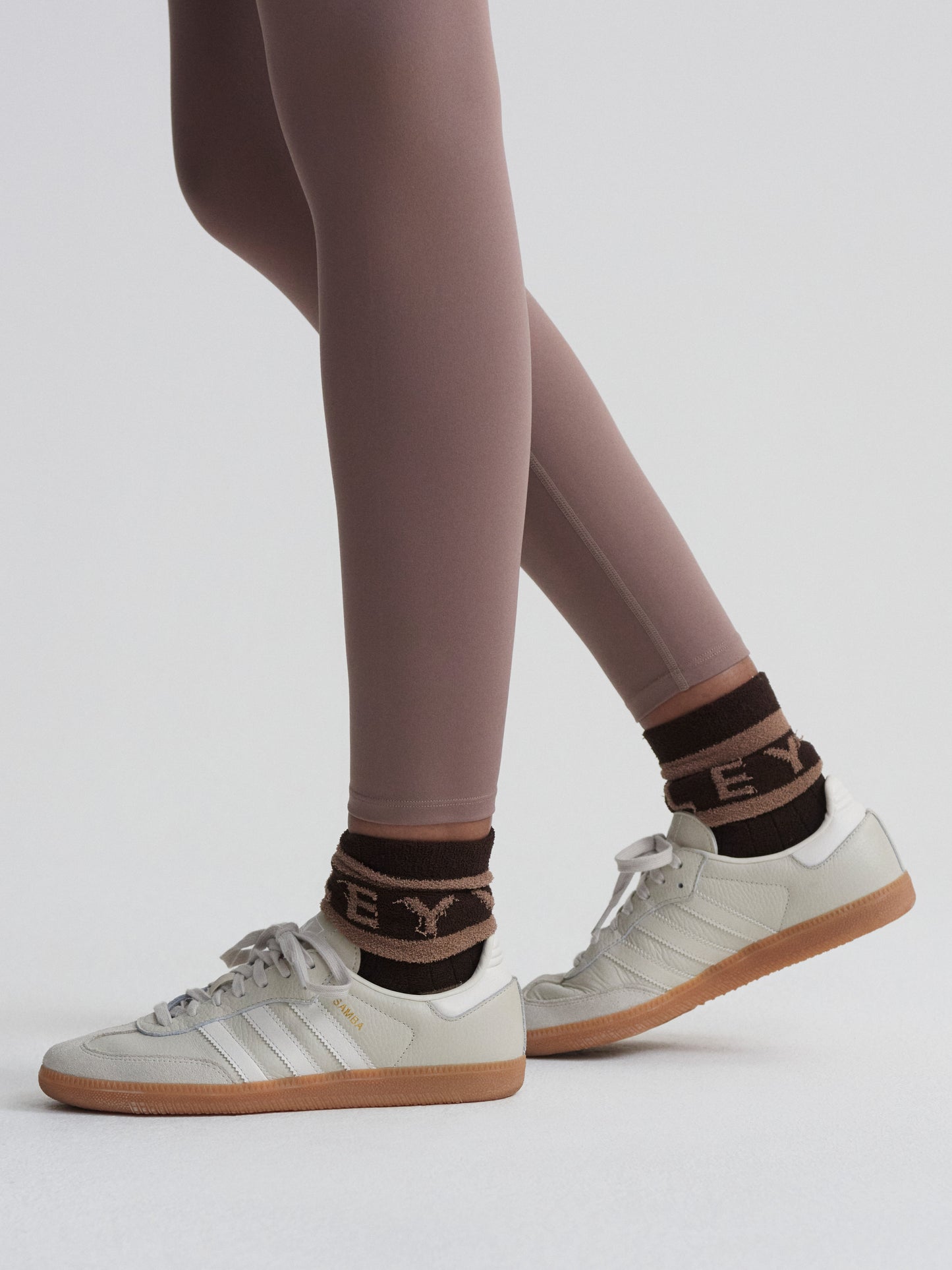 FreeSoft High Rise Legging 25- Deep Taupe
