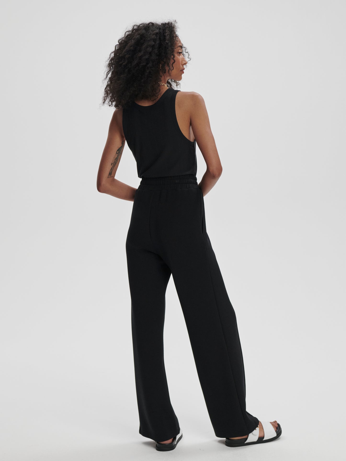 The Wide Leg Pant 28 - Black
