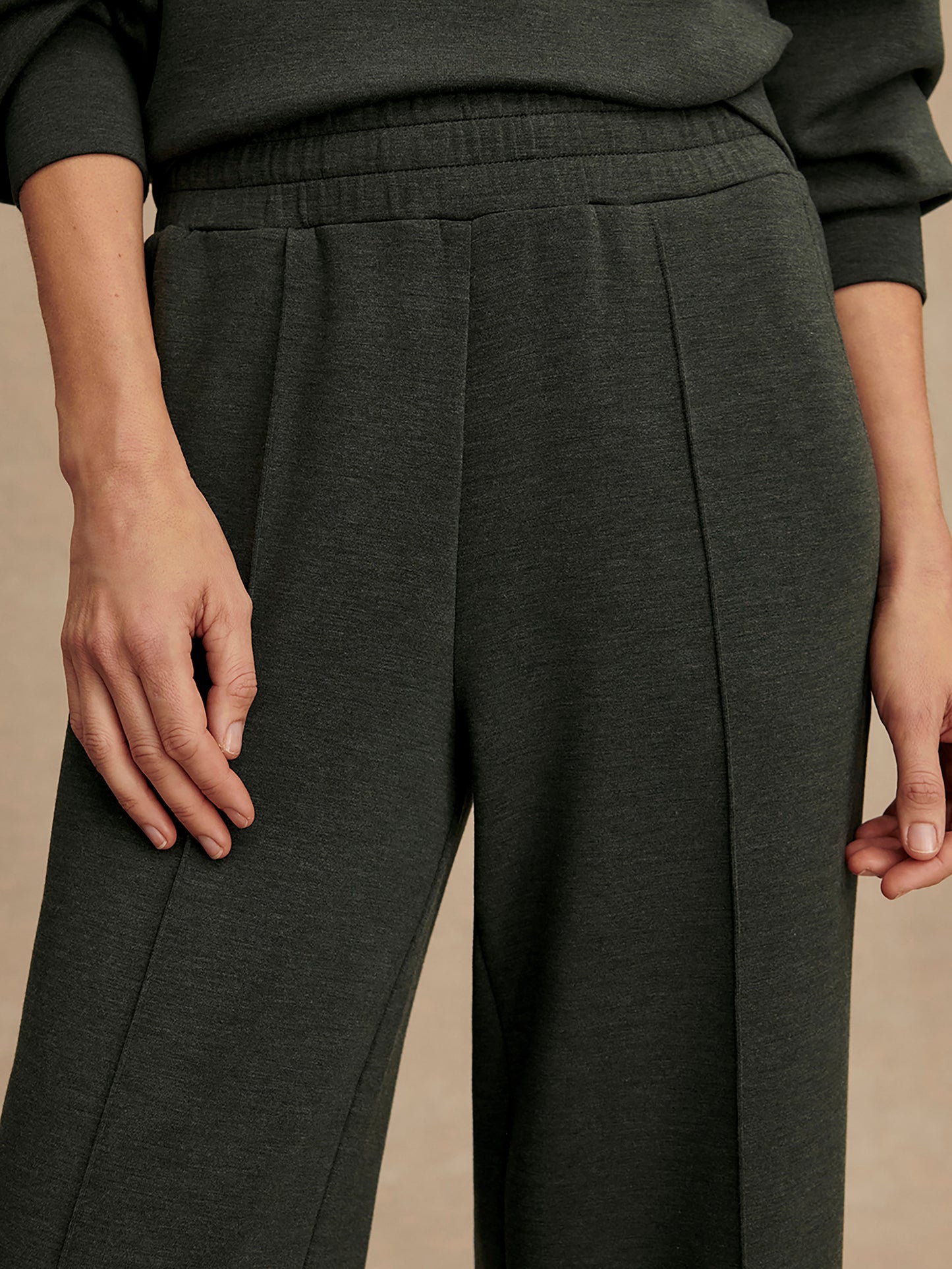 The Wide Leg Pant 28 - Olive Marl