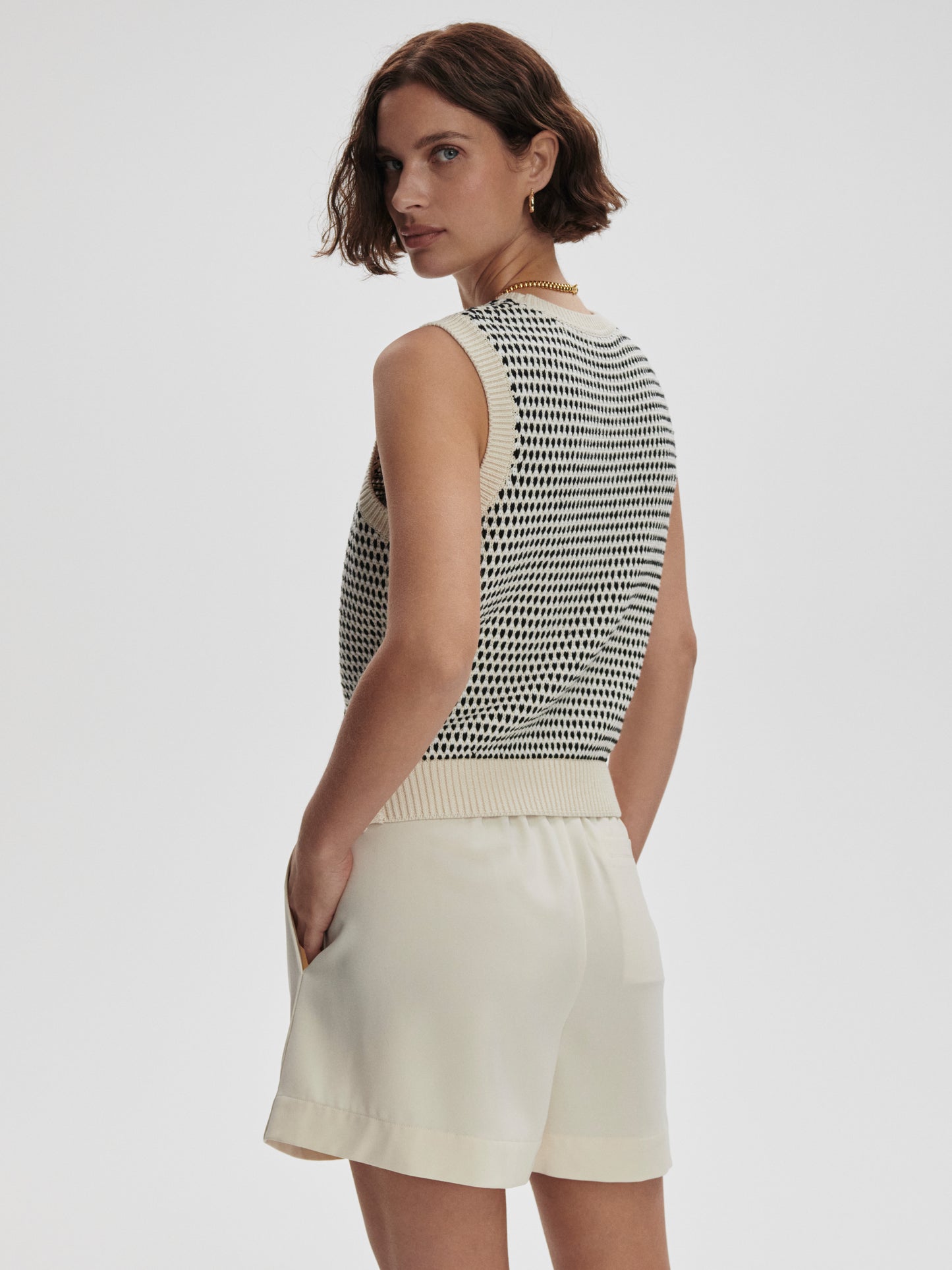 Knowles Textured Knit Vest - Birch Multi Stitch