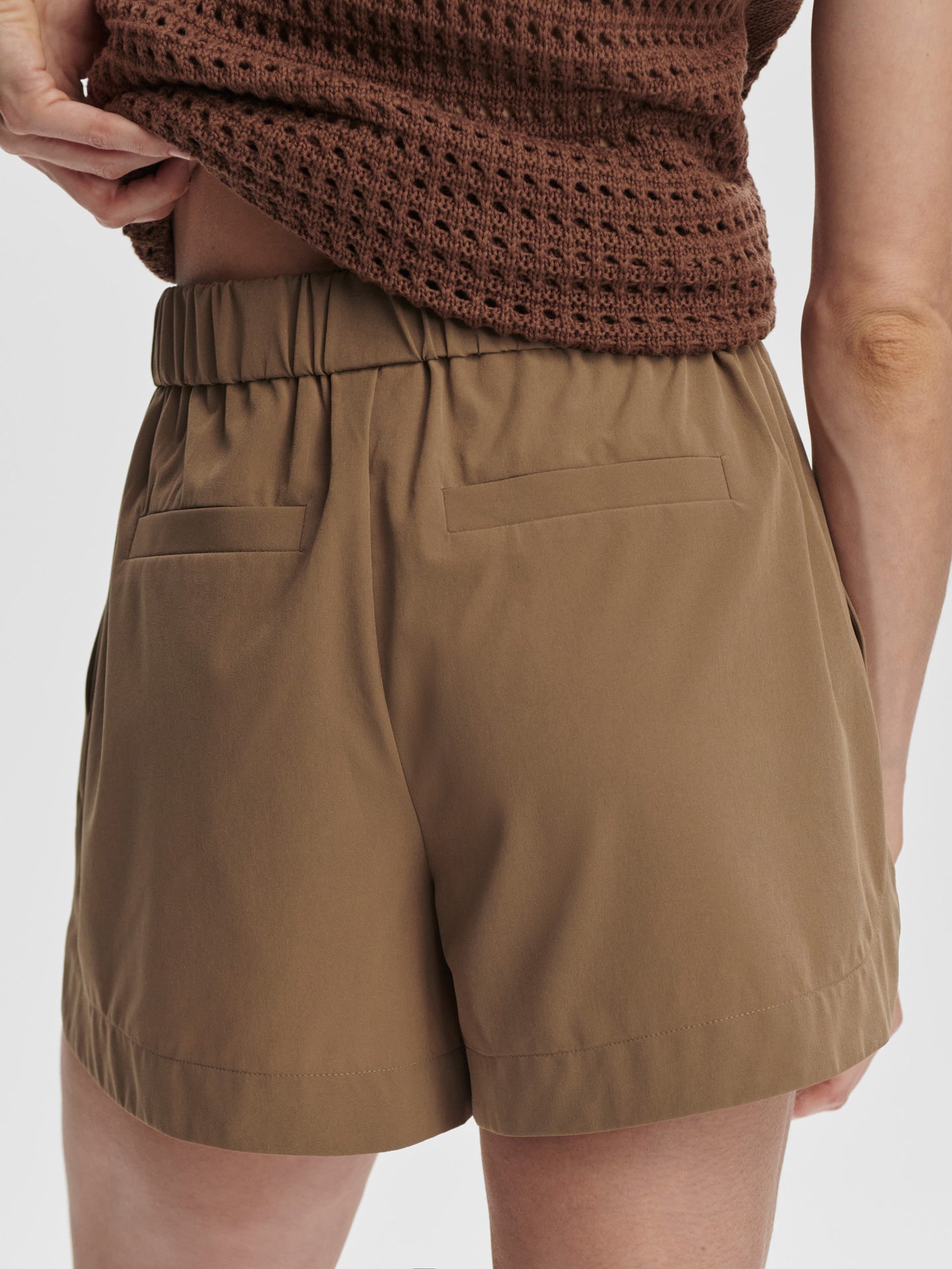Nila Mid-Rise Short 3" - Taupe Stone