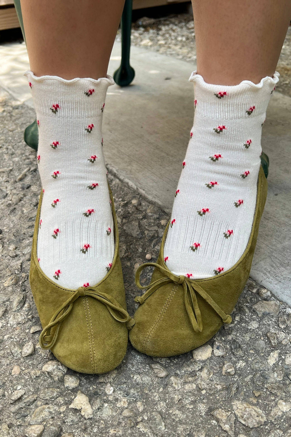 Petal Ruffled Hugger Crew Socks - Cream Petal (COMING SHORTLY)