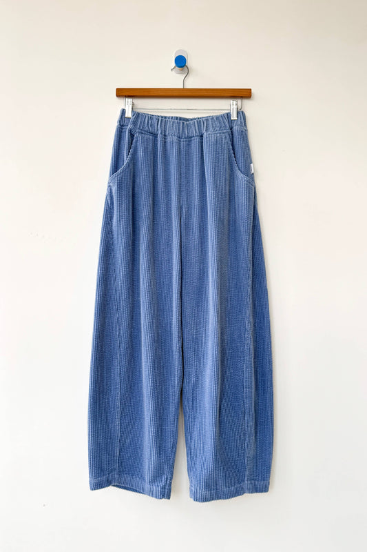 Soft Corduroy Arc Pants - Blue