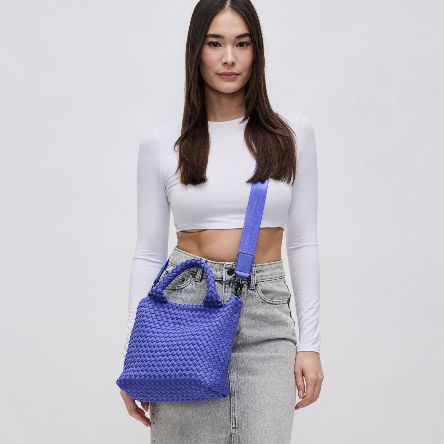 Sky's The Limit - Small Woven Neoprene Crossbody: Chocolate