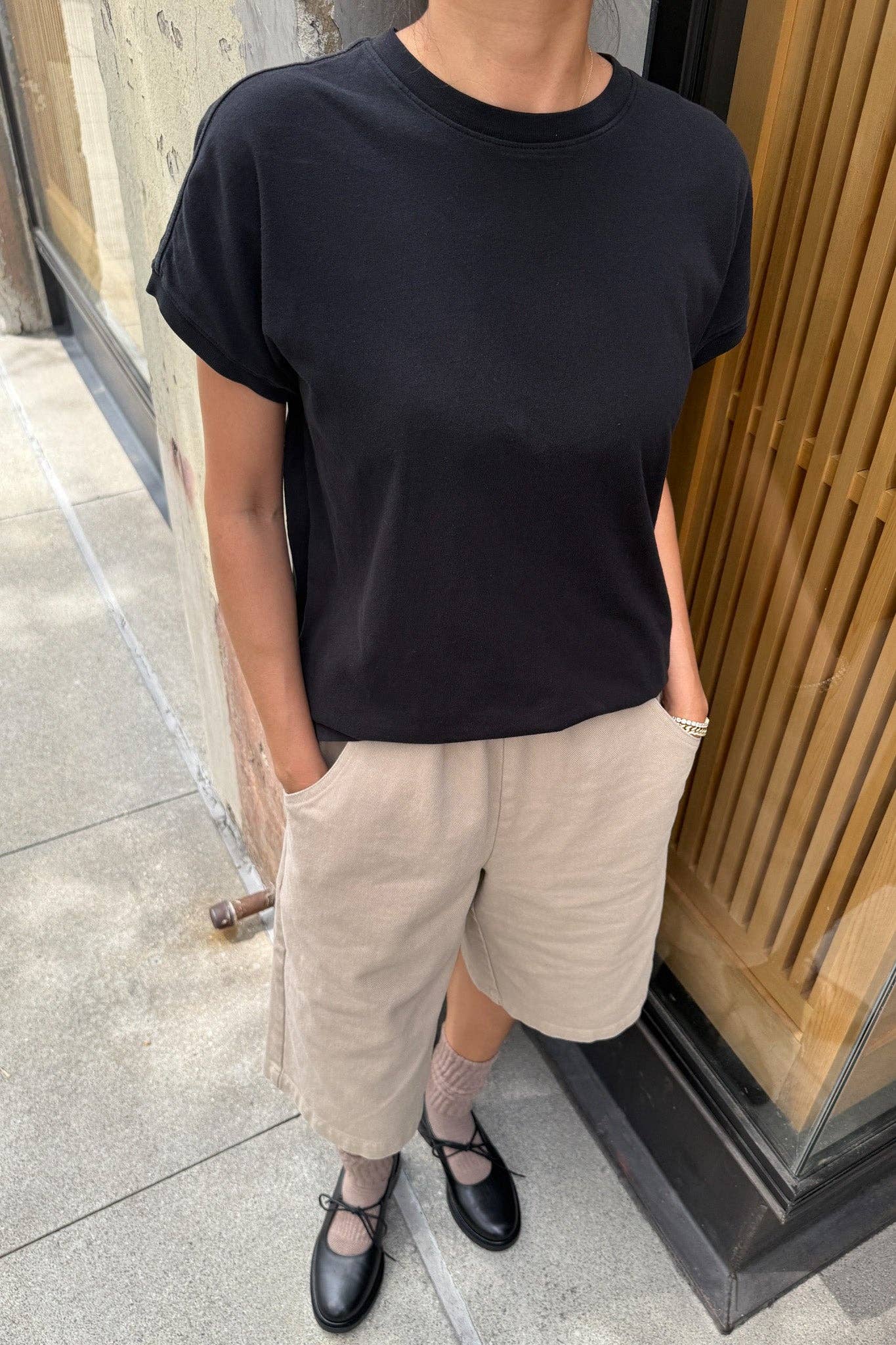 Ease Tee - True Black