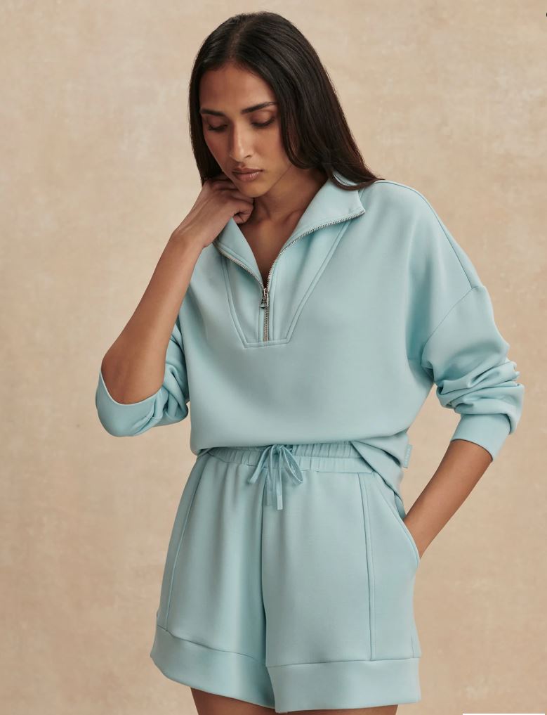 Atrium High Rise Short 4.5 - Porcelain Blue