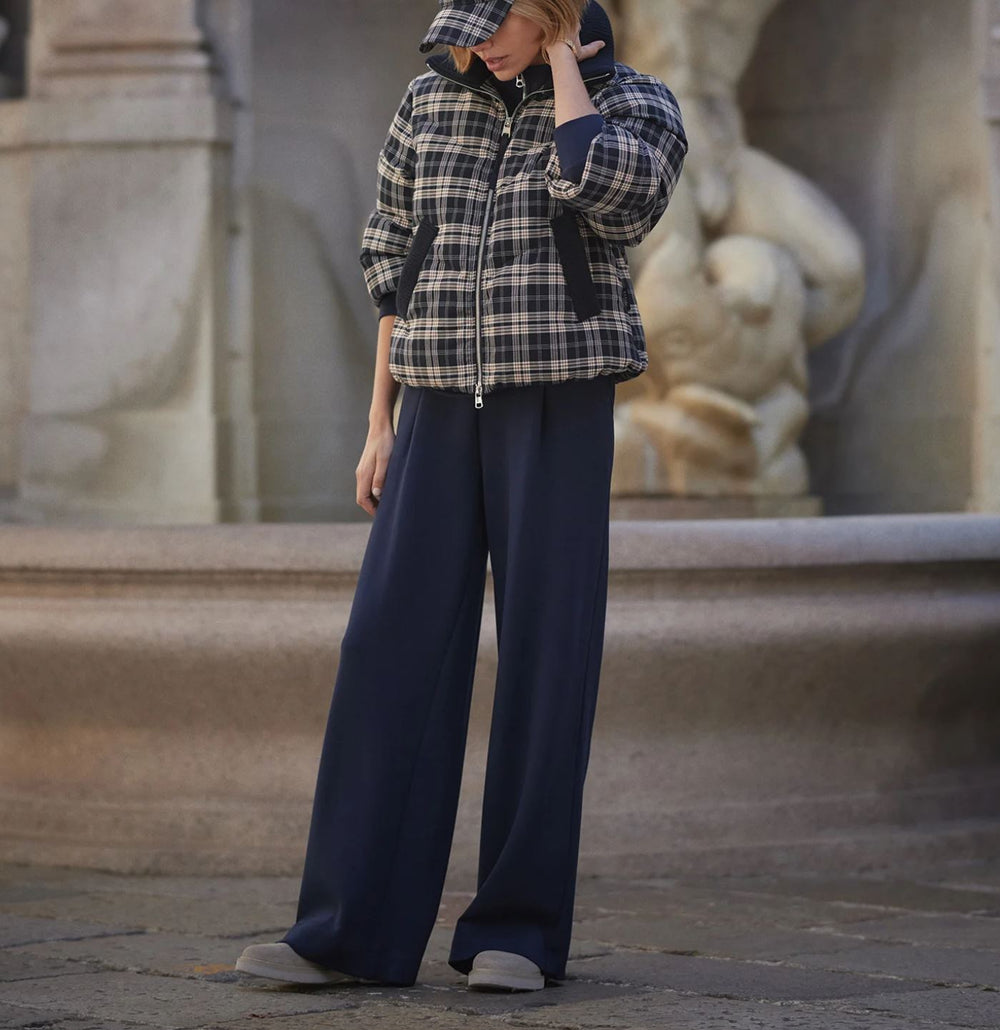 Bryony Short Puffer Jacket -  Navy Check