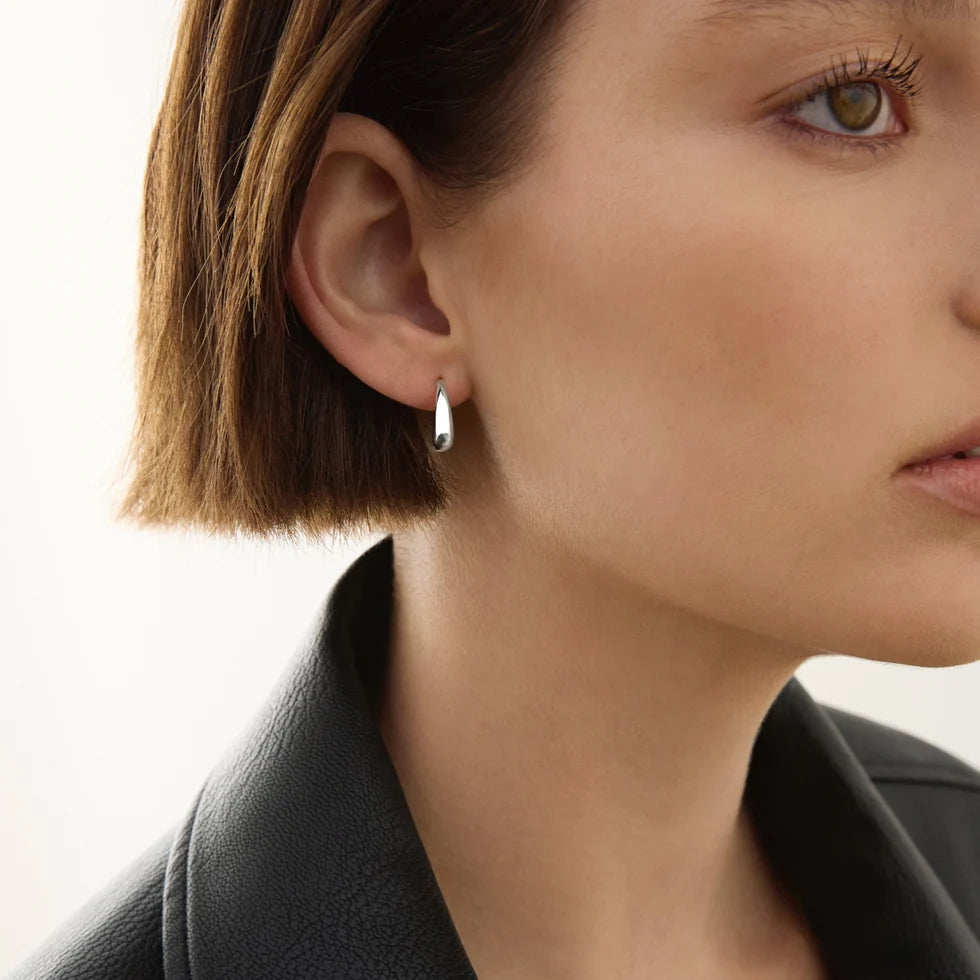 La Muse Silver Stud Earring