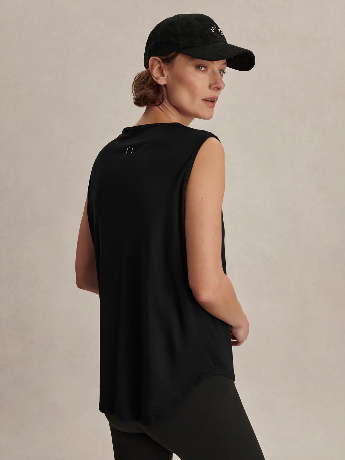 Nolan Seamless Longline Tank - Black