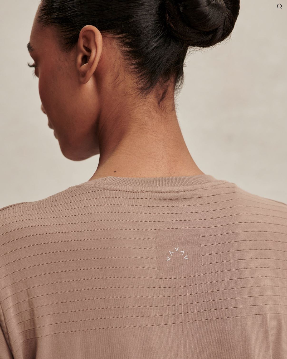 Saskia Seamless Longline Tee - Pine Bark