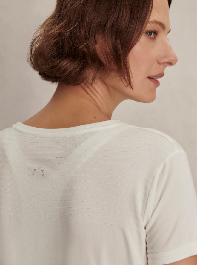 Saskia Seamless Longline Tee - White