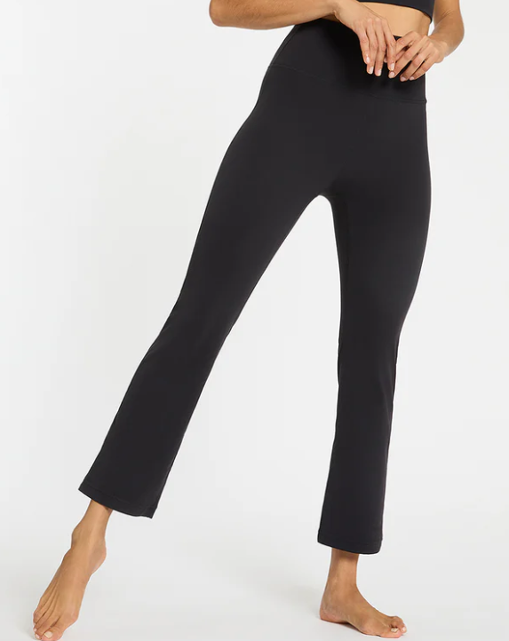 In Motion Cropped Flare Pant - Black