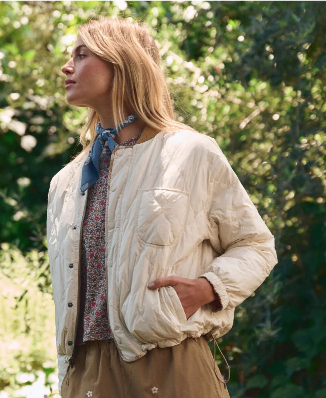 The Reversible Ultra Light Puffer - Khaki Bandana With Cream