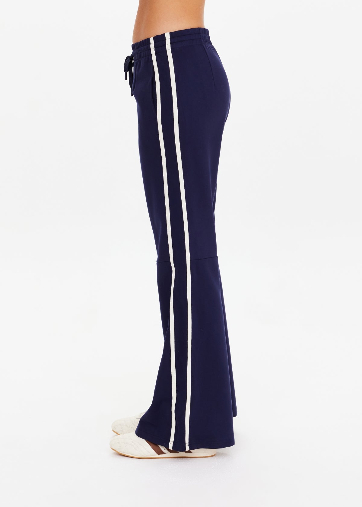 Muse Flare Pant - Navy