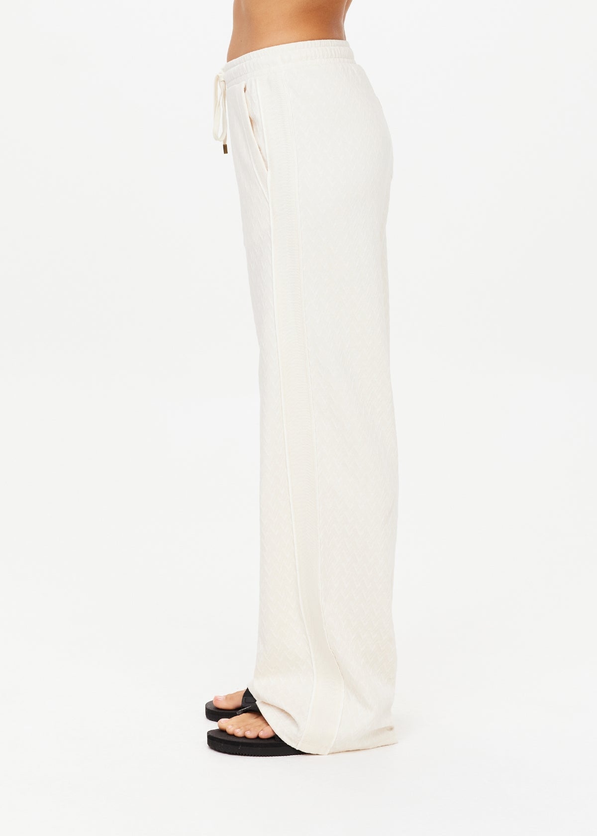Bow and Arrow Nova Flare Pant - Natural