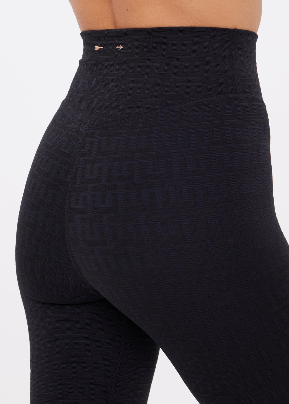 Castilla 25IN High Midi Pant - Black