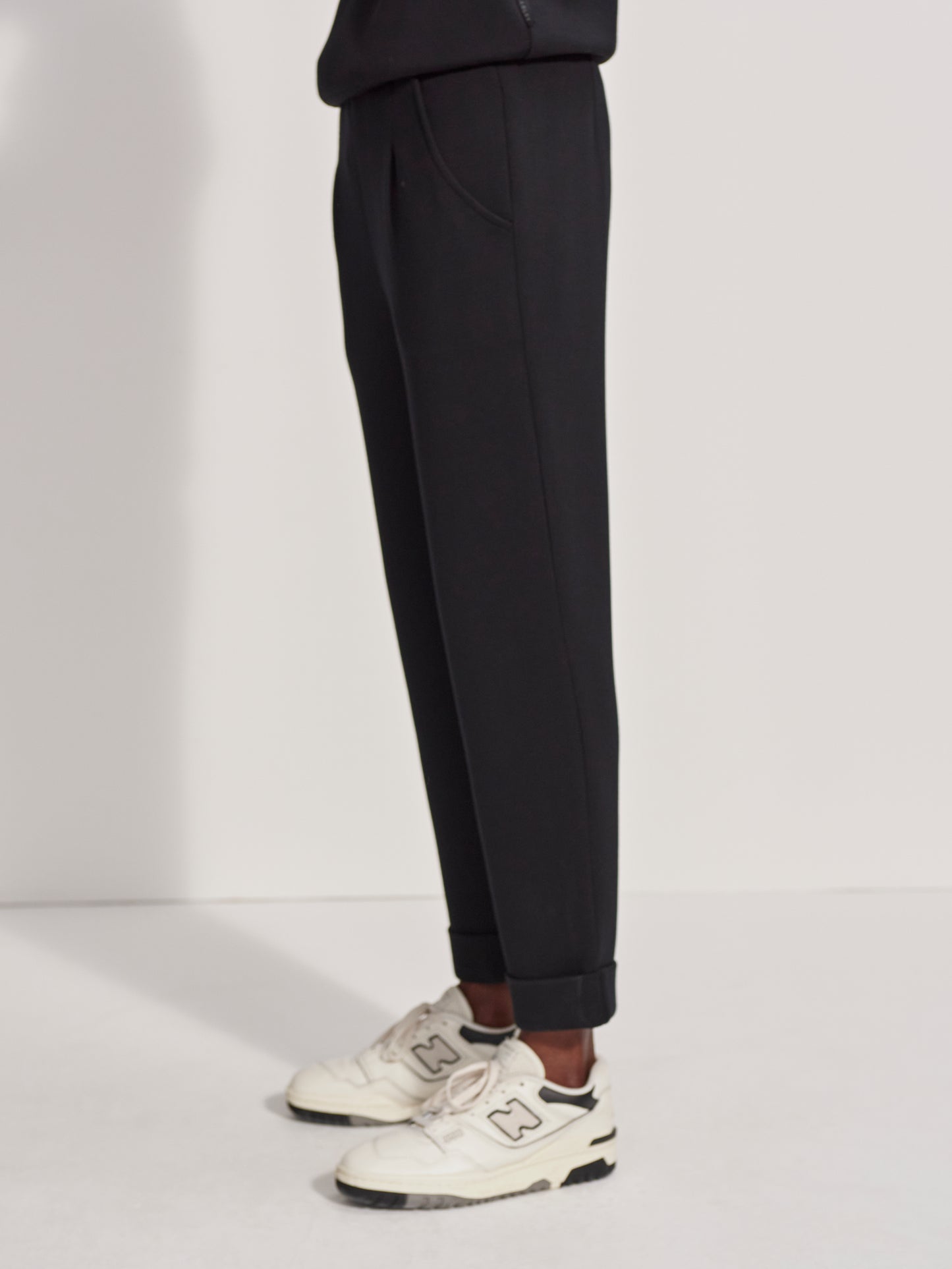 The Rolled Cuff Pant 25 - Black