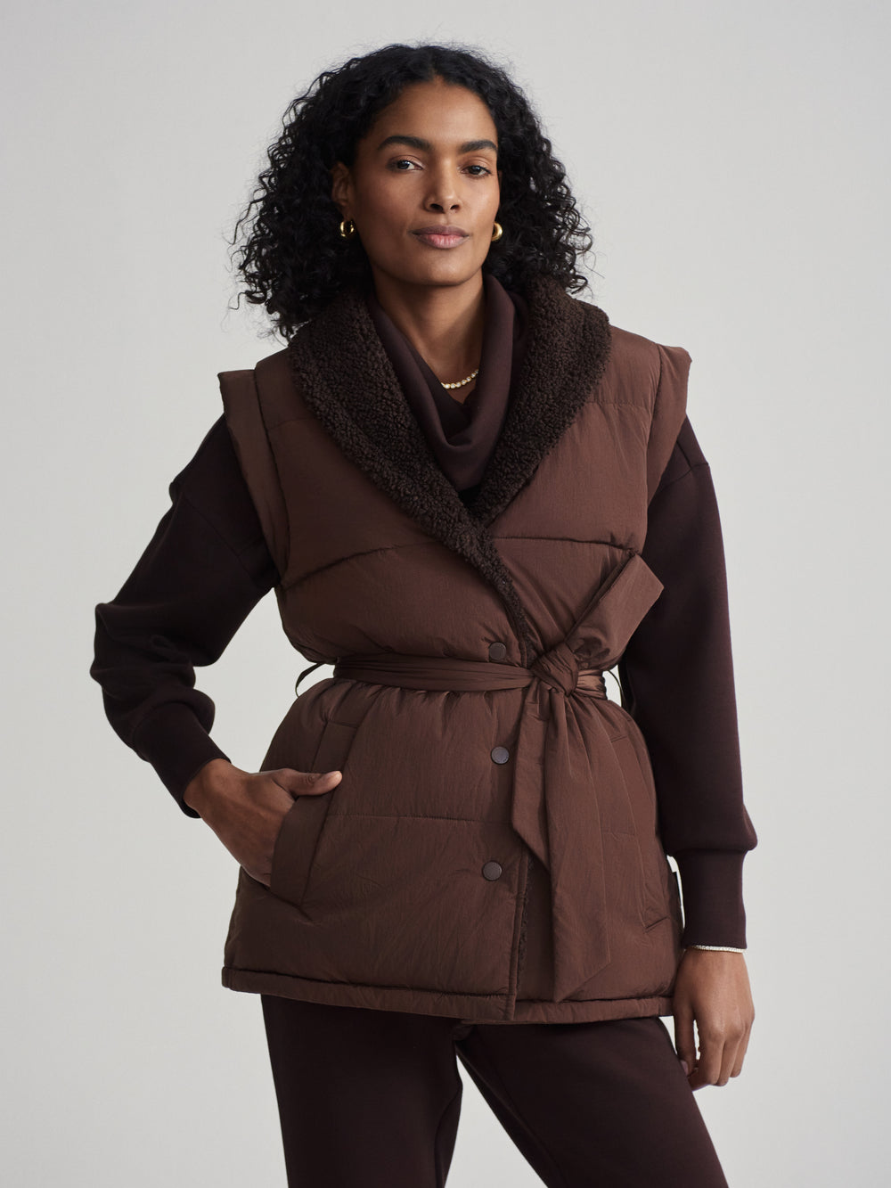 Lanville Reversible Gilet - Chestnut/Coffee Bean