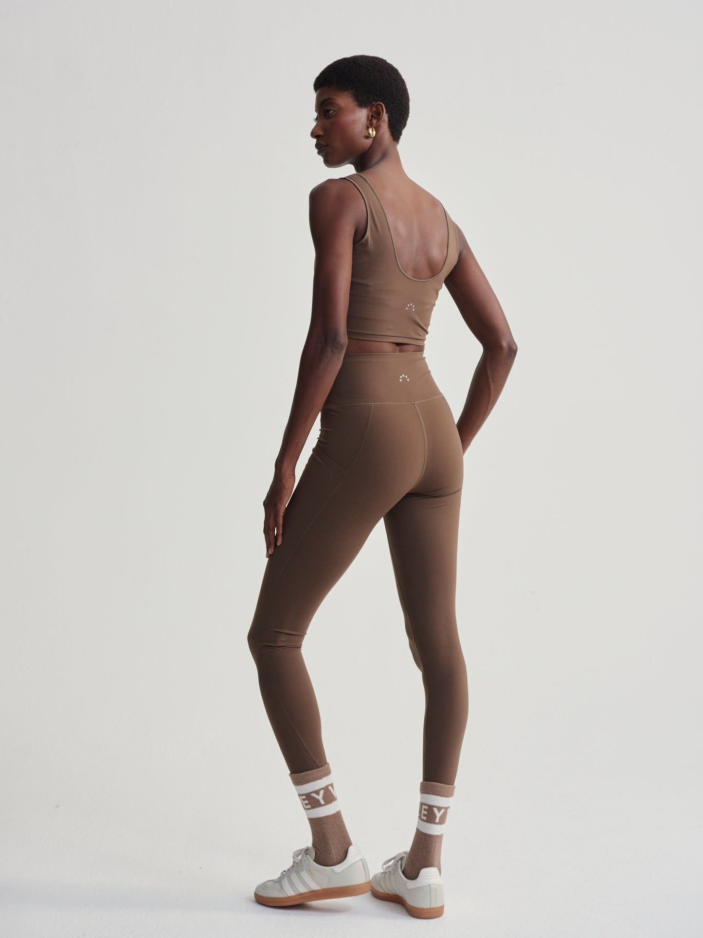 Shape High-Rise Pocket 25" - Carob