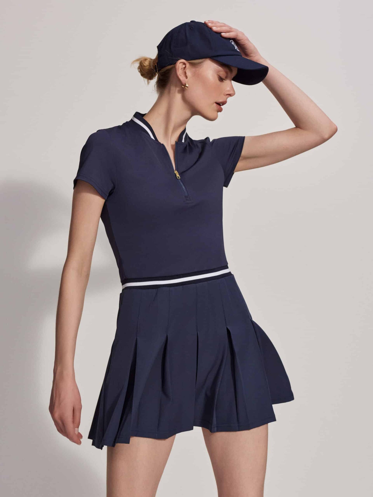 Var02073 Nora Court Dress 32.5 Blue Nights 146