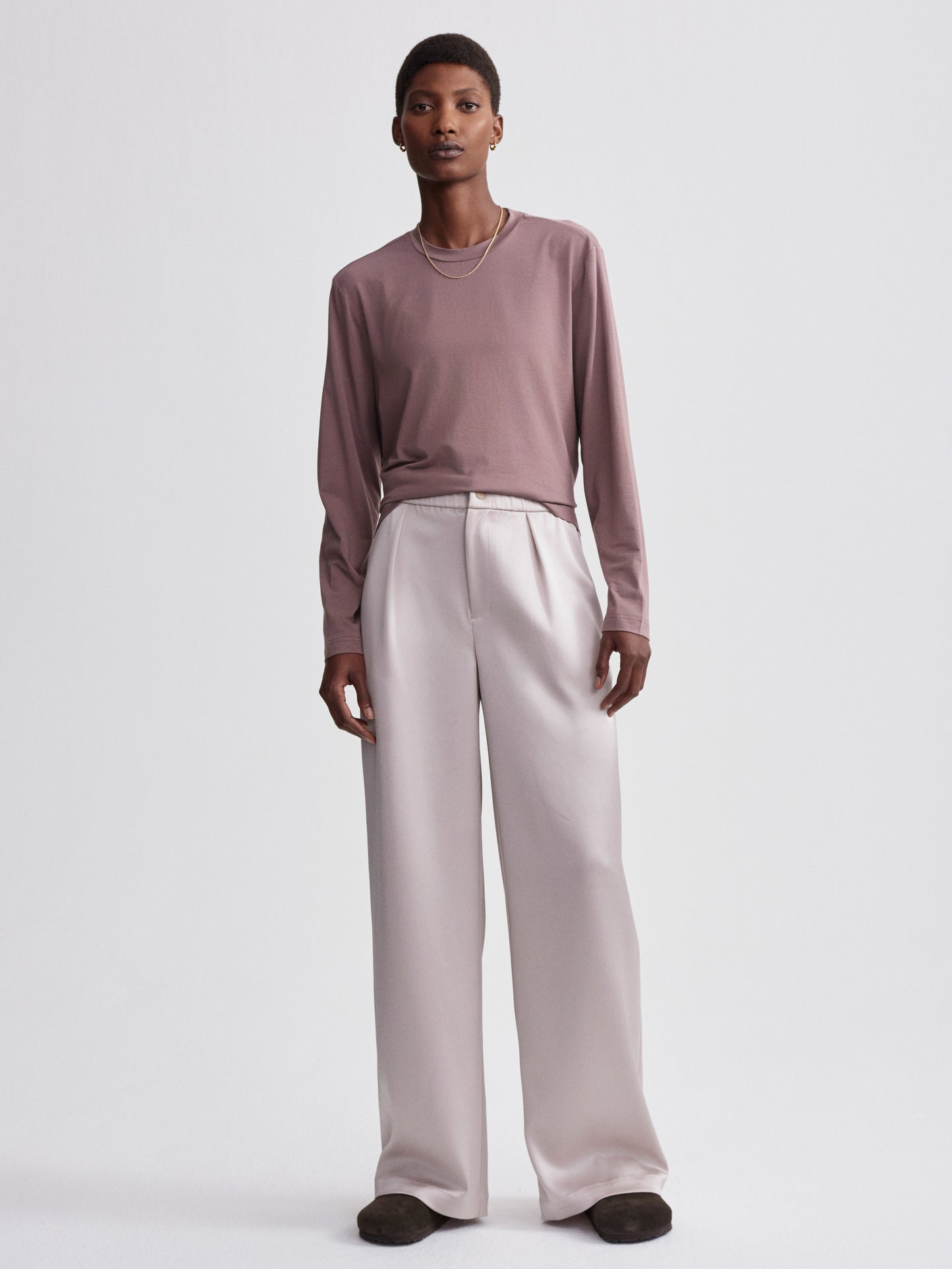 Leah Long Sleeve Boyfriend Tee - Deep Taupe