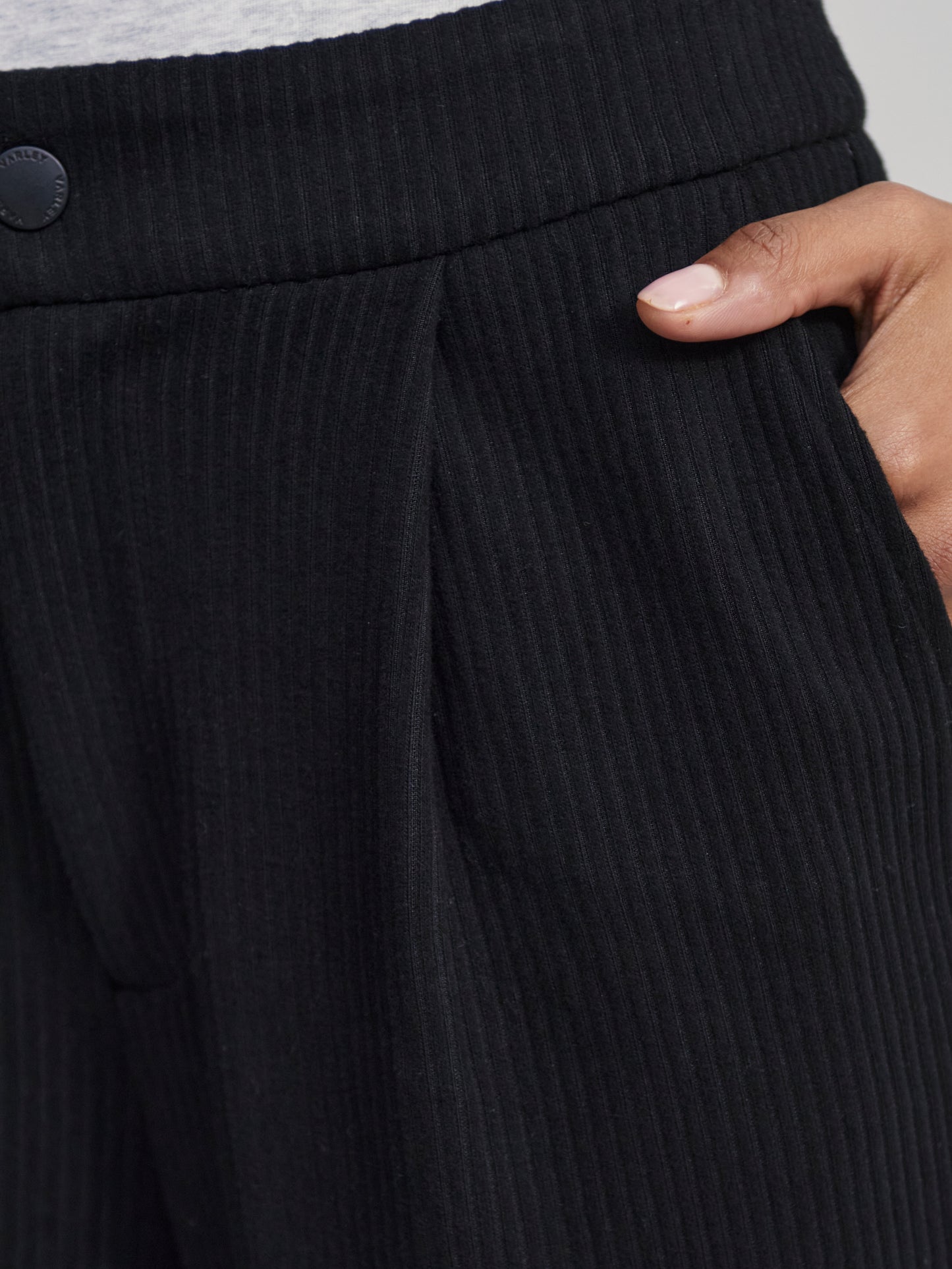 Aberdeen Straight Leg Pant 29 - Black