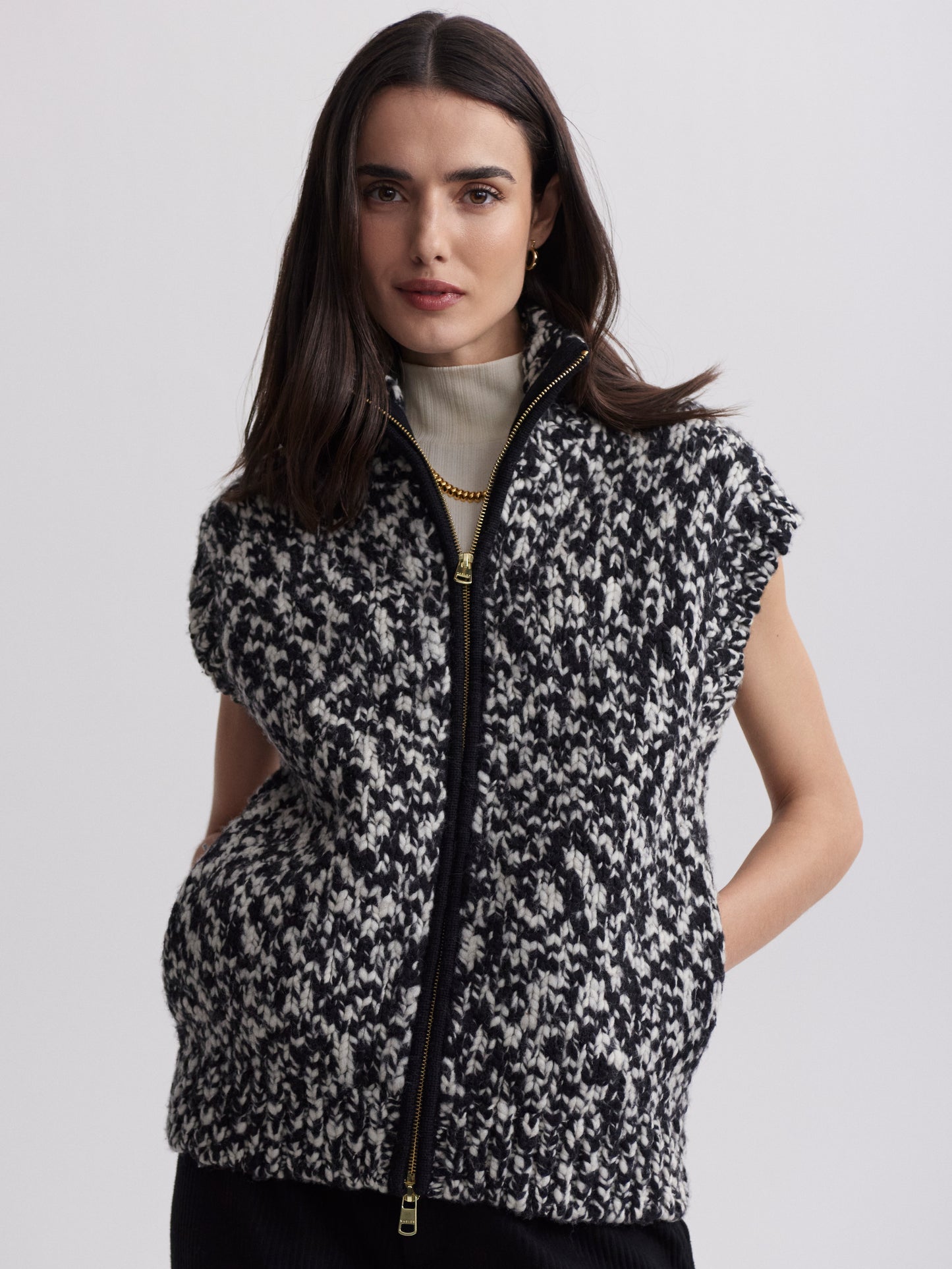 Sandy Zip Through Knit Gilet