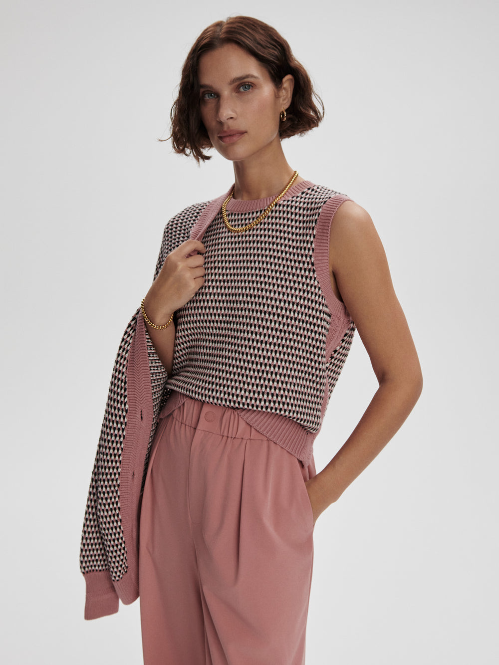 Knowles Textured Knit Vest - Woodrose Multi Stitch
