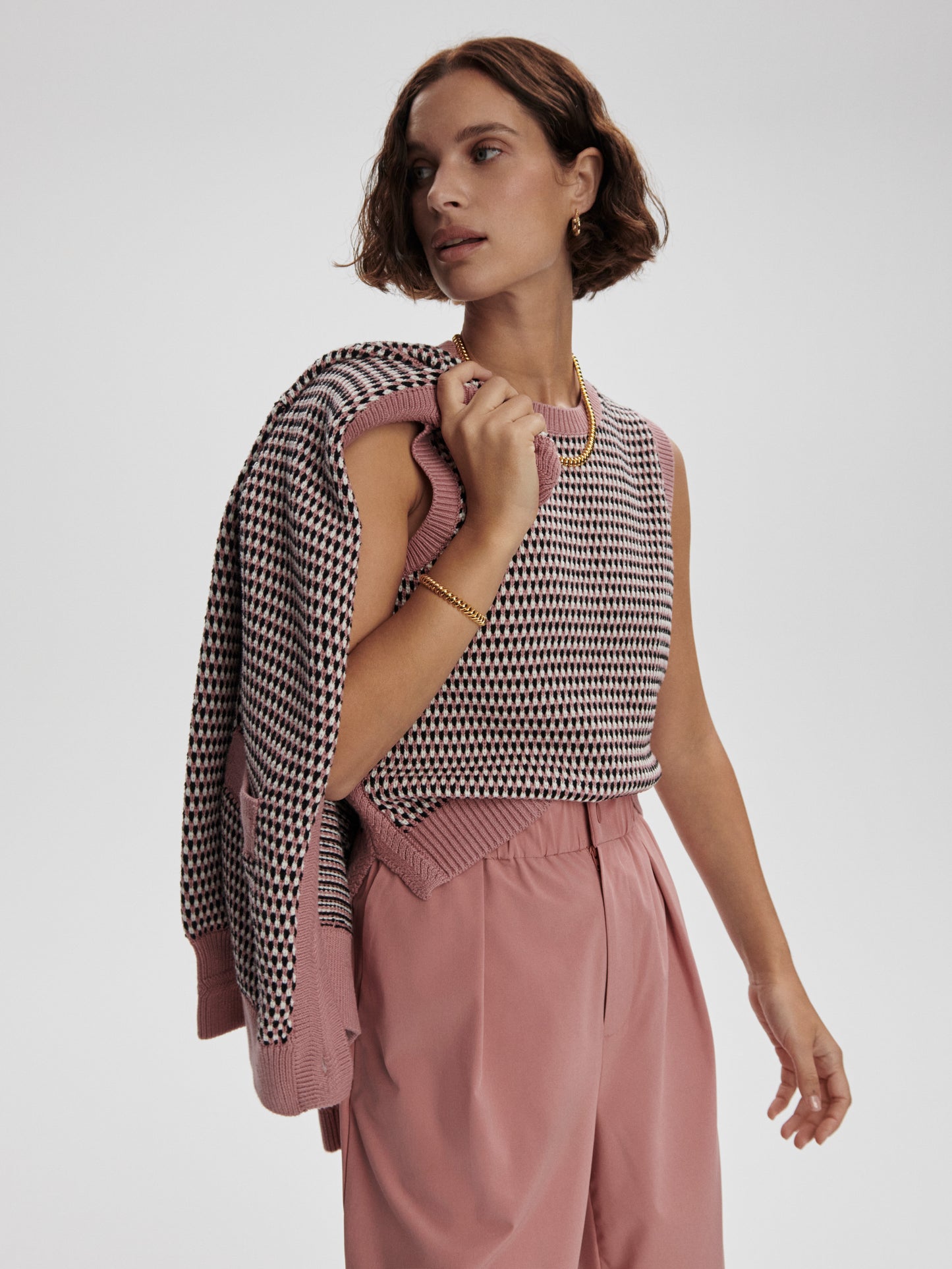 Knowles Textured Knit Vest - Woodrose Multi Stitch