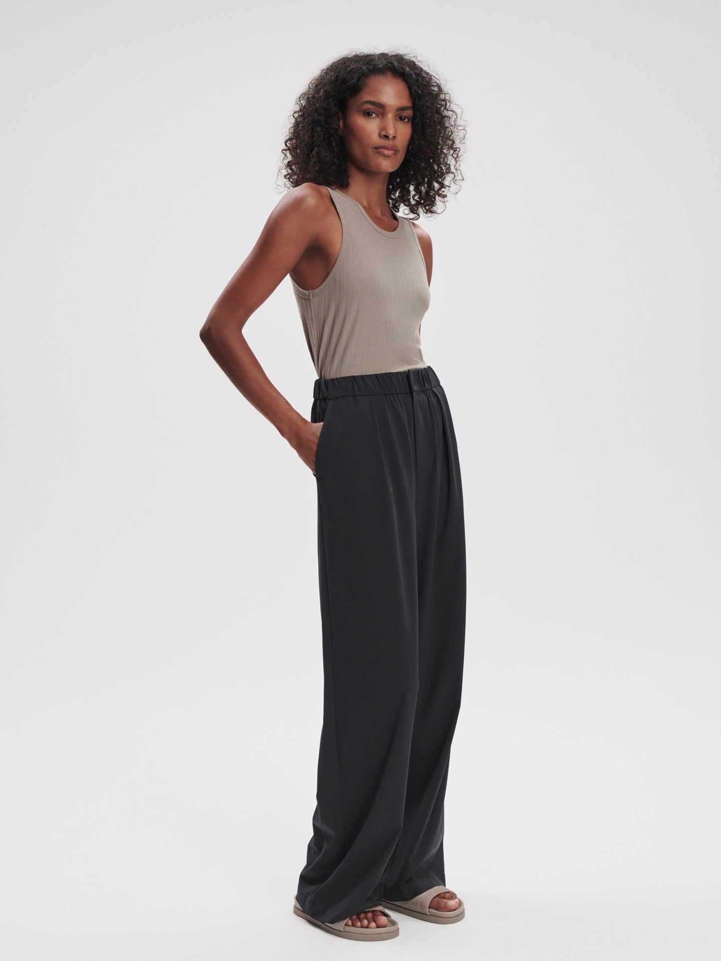 Kayson Wide Leg 32 - Simply Taupe