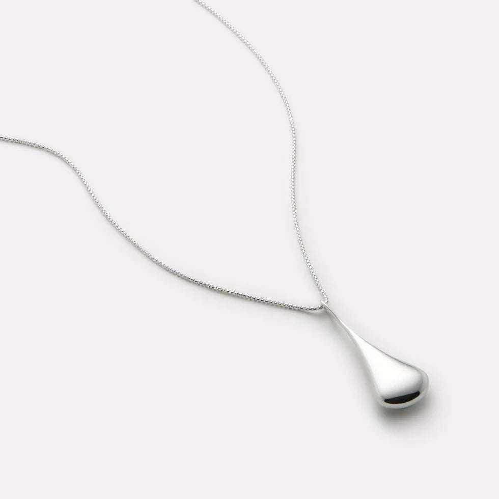 Weeping Widow Silver Necklace