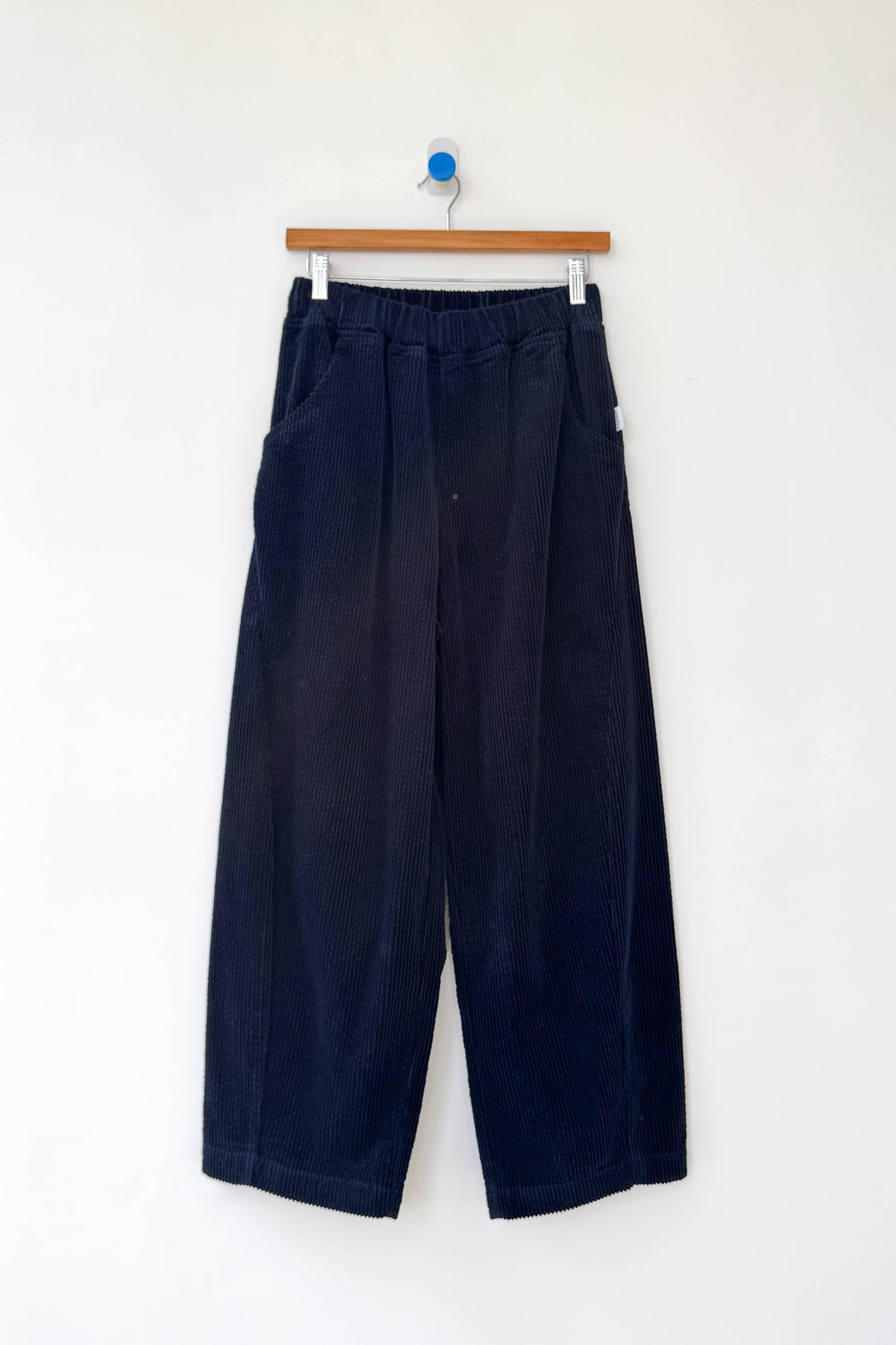 Soft Corduroy Arc Pants - Midnight